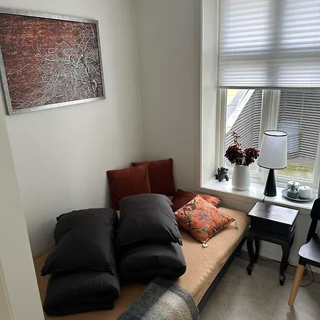 Downtown Free Parking Cozy